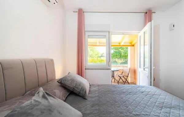 Kuca Za Odmor Marija * Policnik