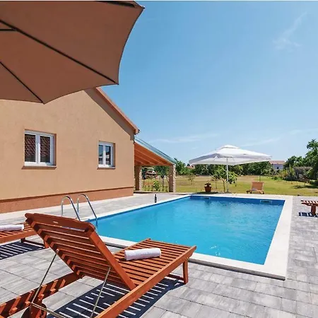 Marija With Heated Pool *